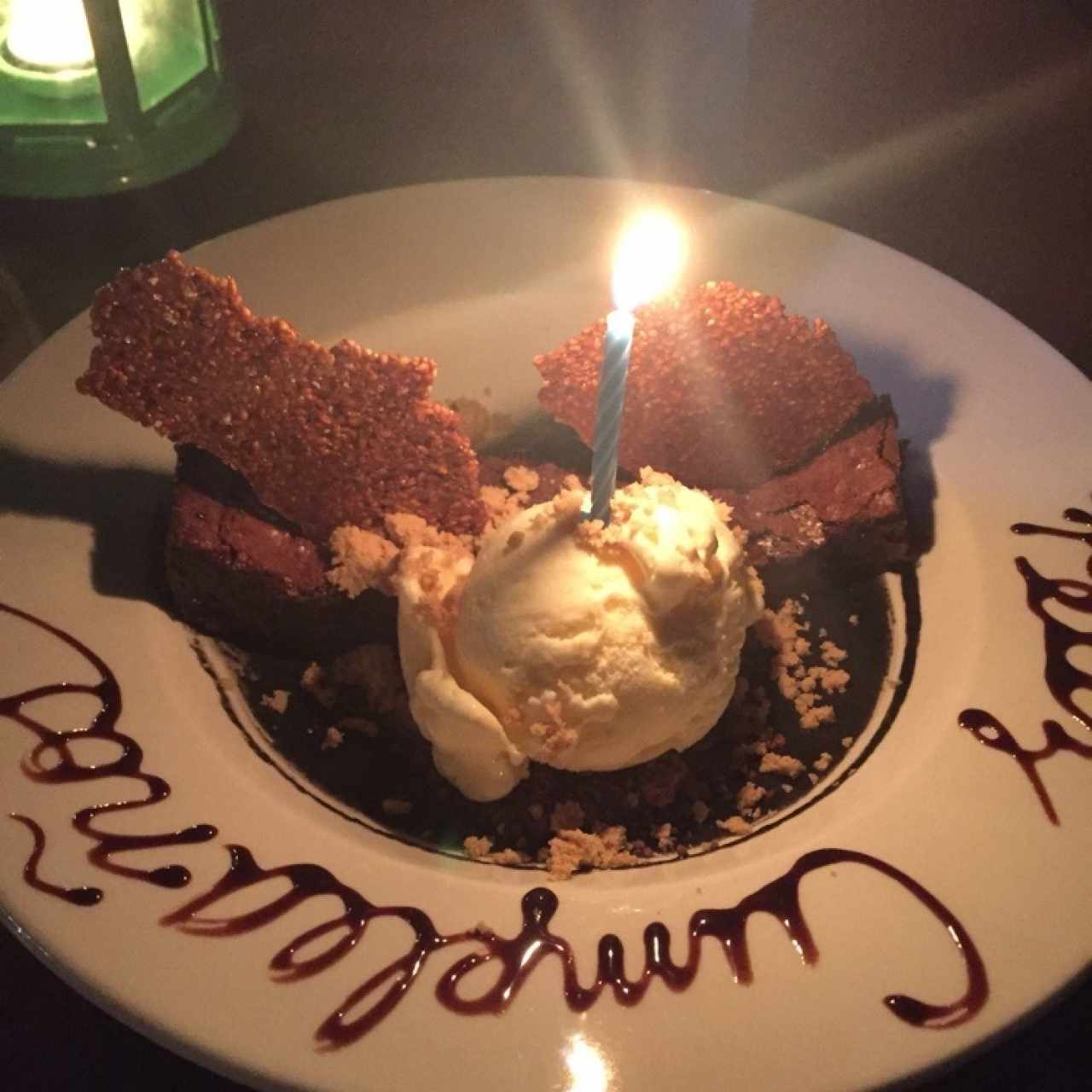 brownie con helado 