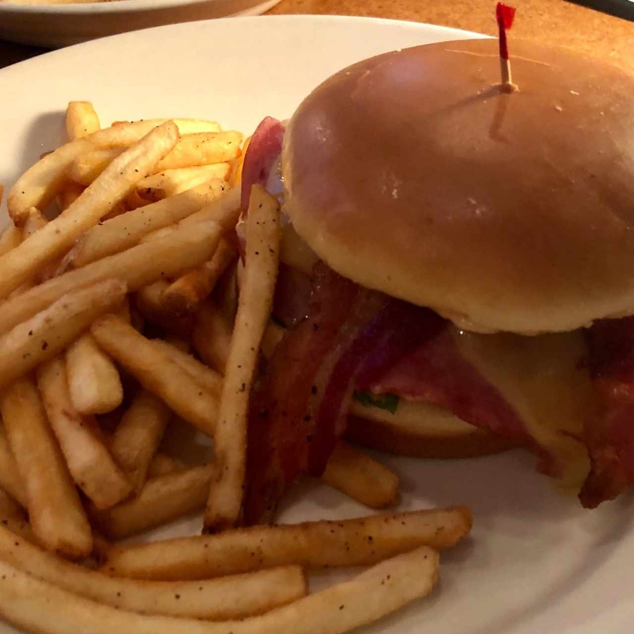 Cajun Bbq Chicken BLT Sandwich