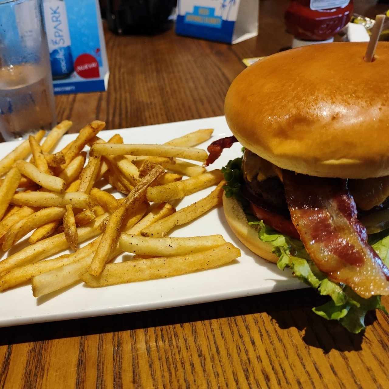 Cheeseñy Bacon Cheeseburger 