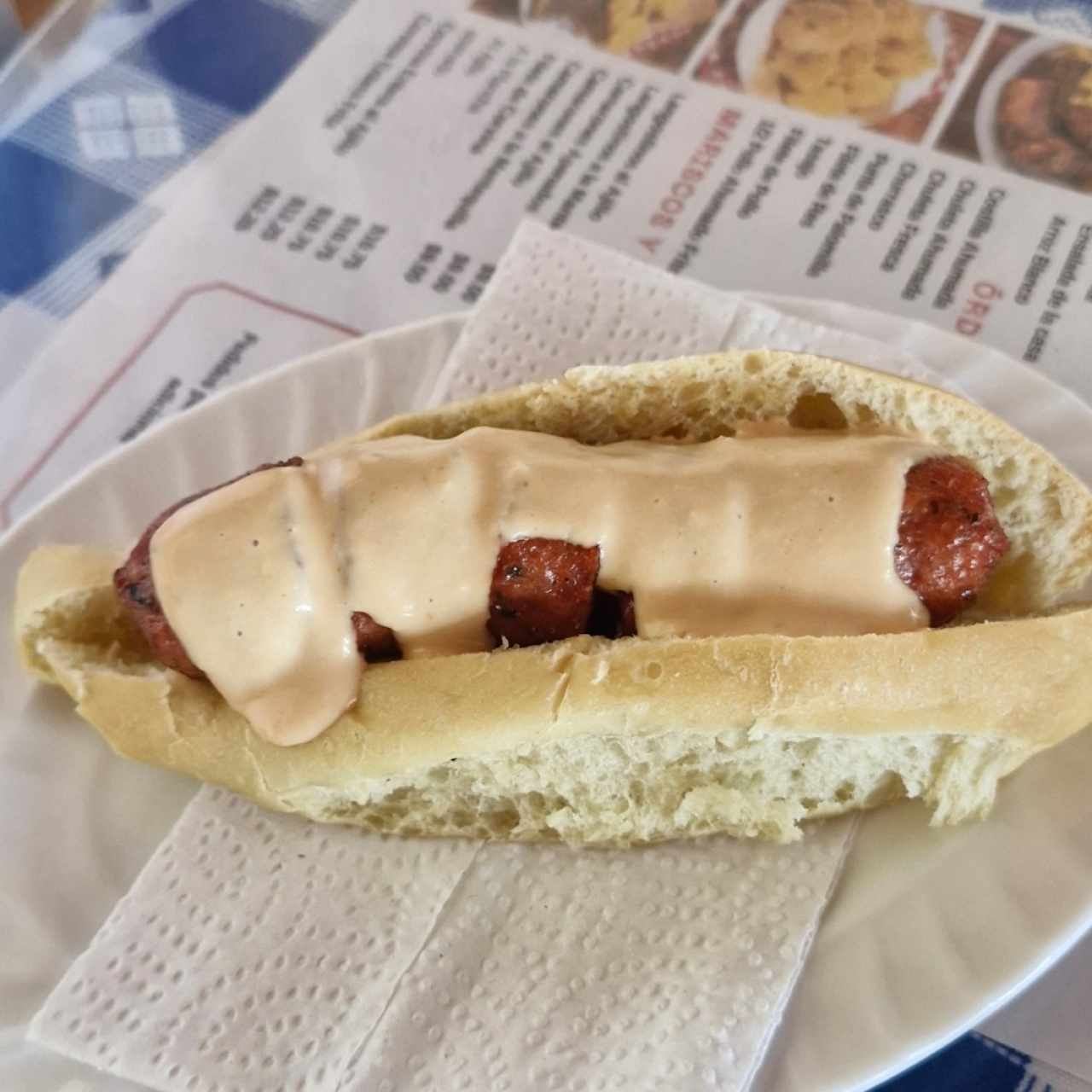 Choripán Clásico (Classic Sausage)