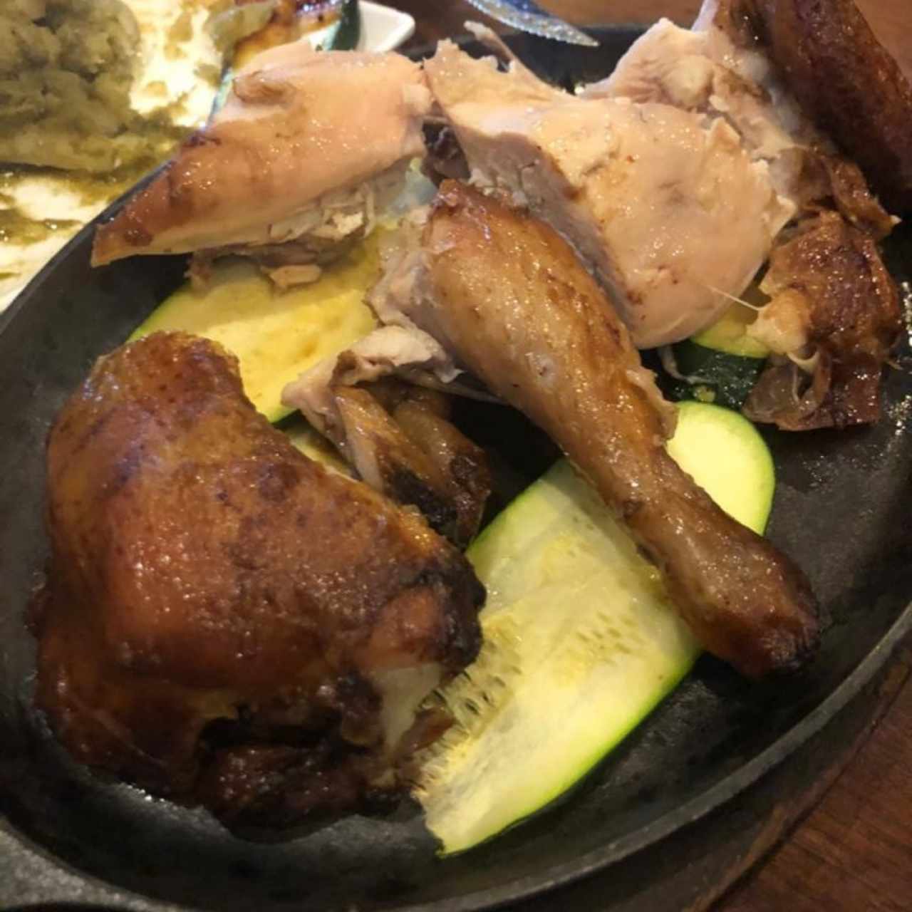 Pollo a la Leña