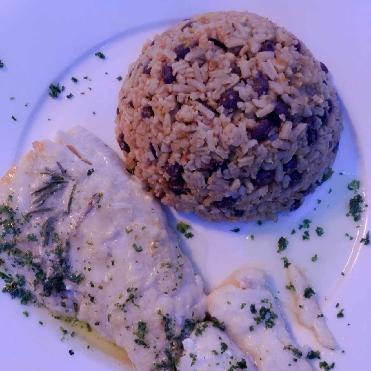 filete de corvina al romero y limón