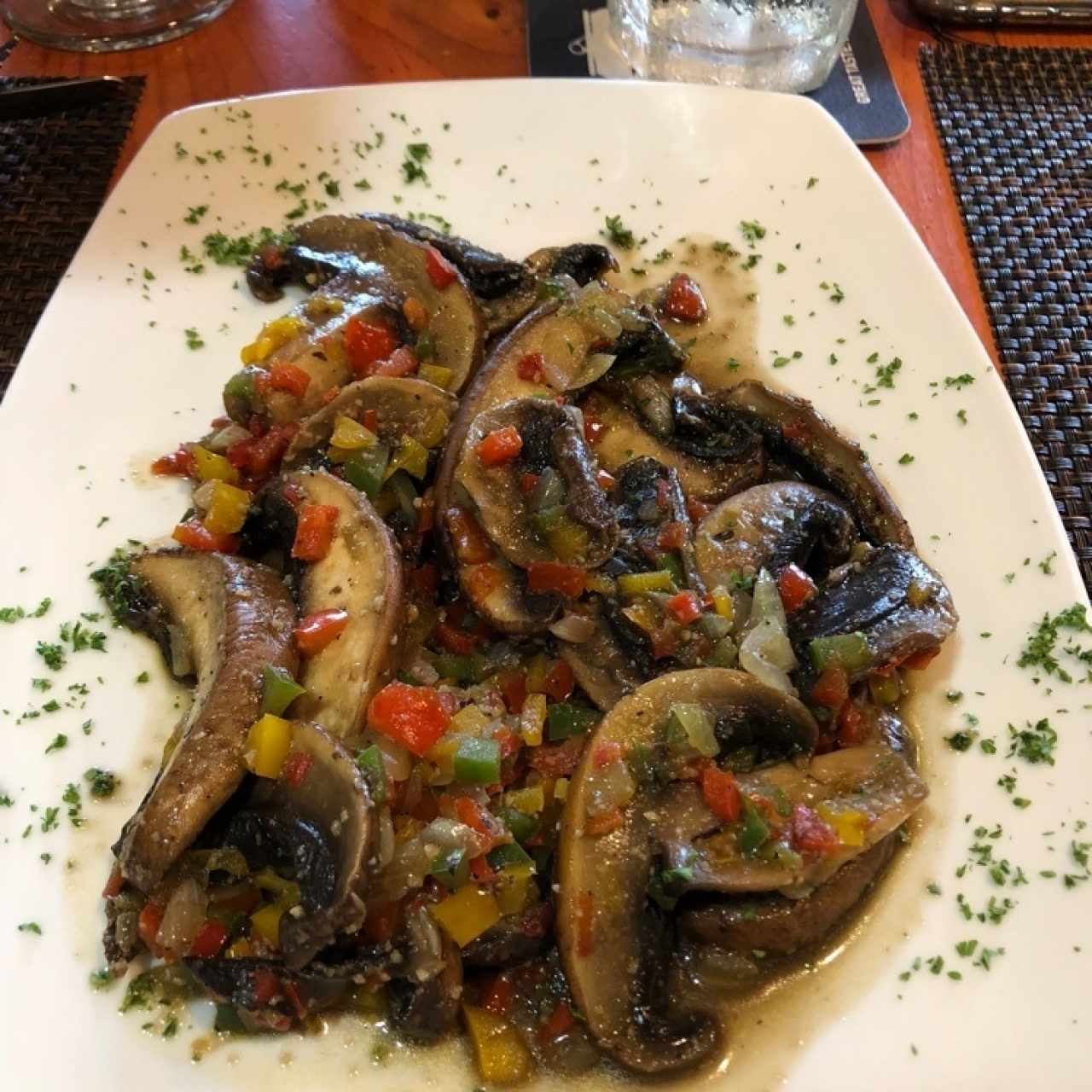 hongos al ajillo