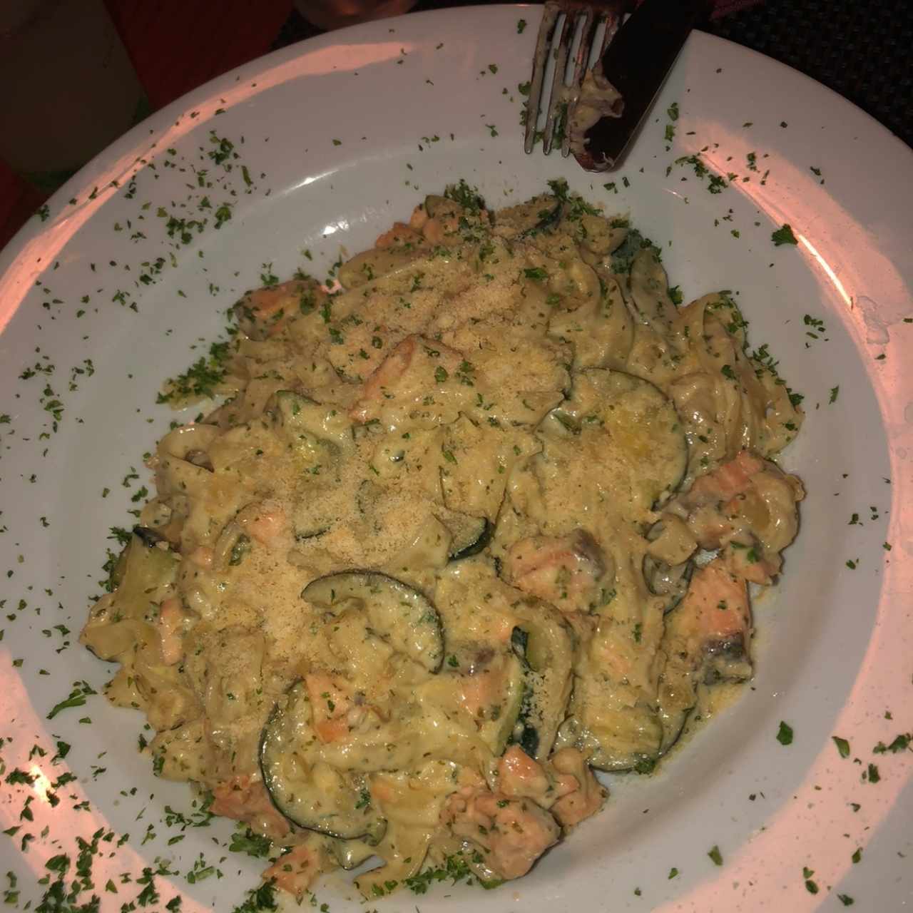 Fettucini al salmón