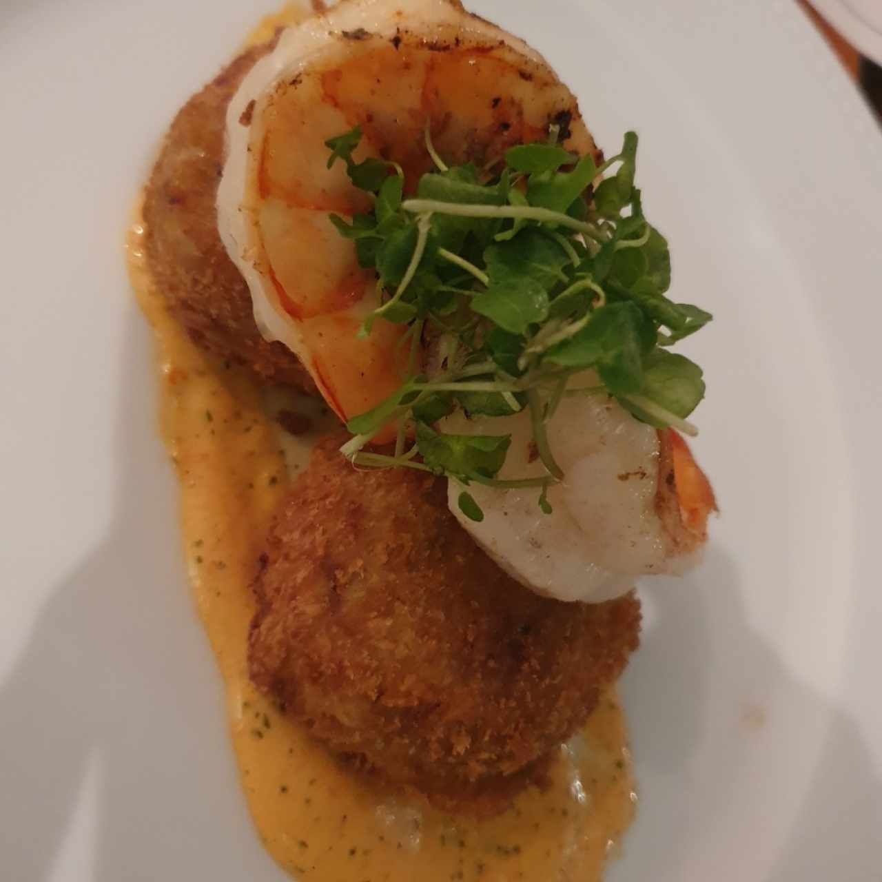 Croquetas de plátano con langostino