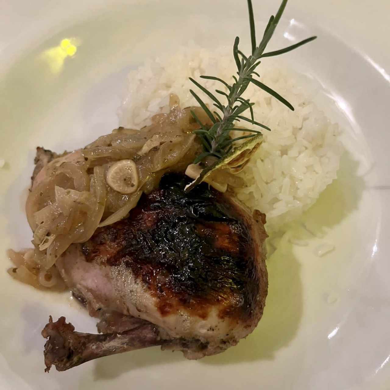 Pollo asado con arroz jazmin 