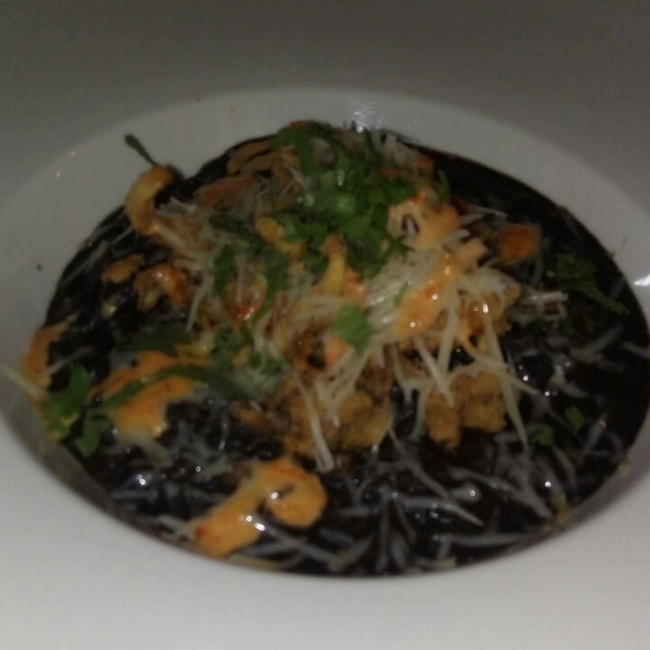 rissotto negro con chicharron de calamares