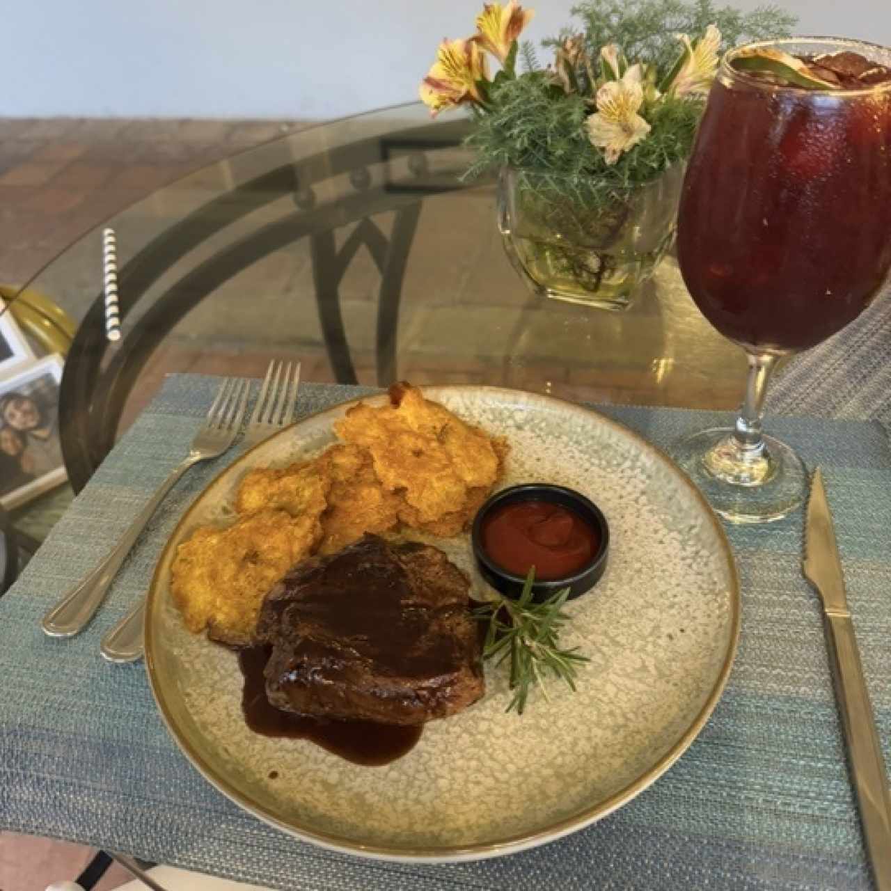 Filete Angus Prime al Grill , Salsa Demiglase con Vino Tinto