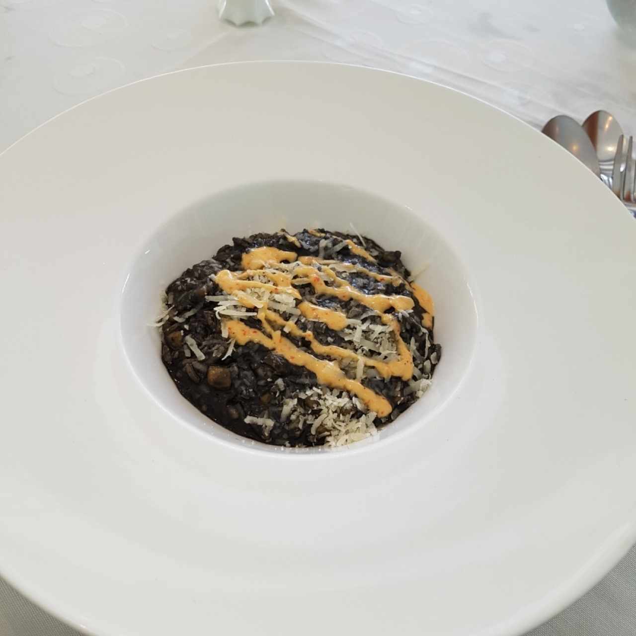 Risotto Negro con calamares 