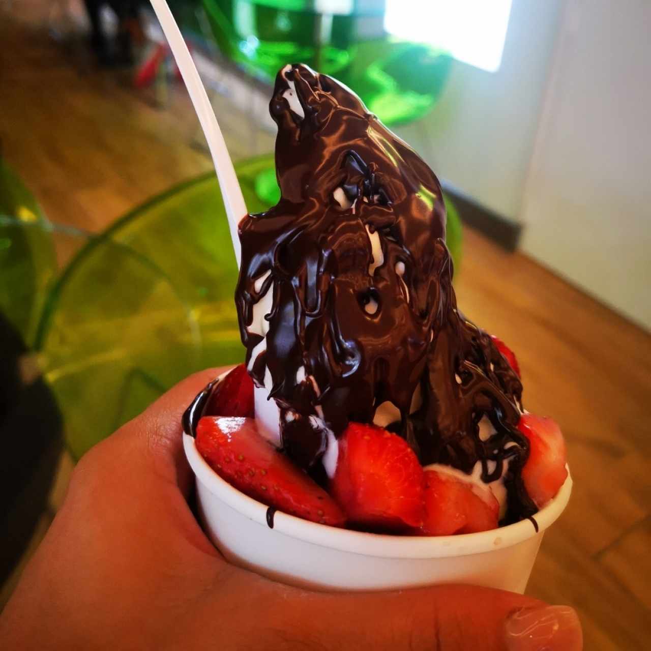 LLaovasito - Tarrinas - Yogurt helado + 3 toppings