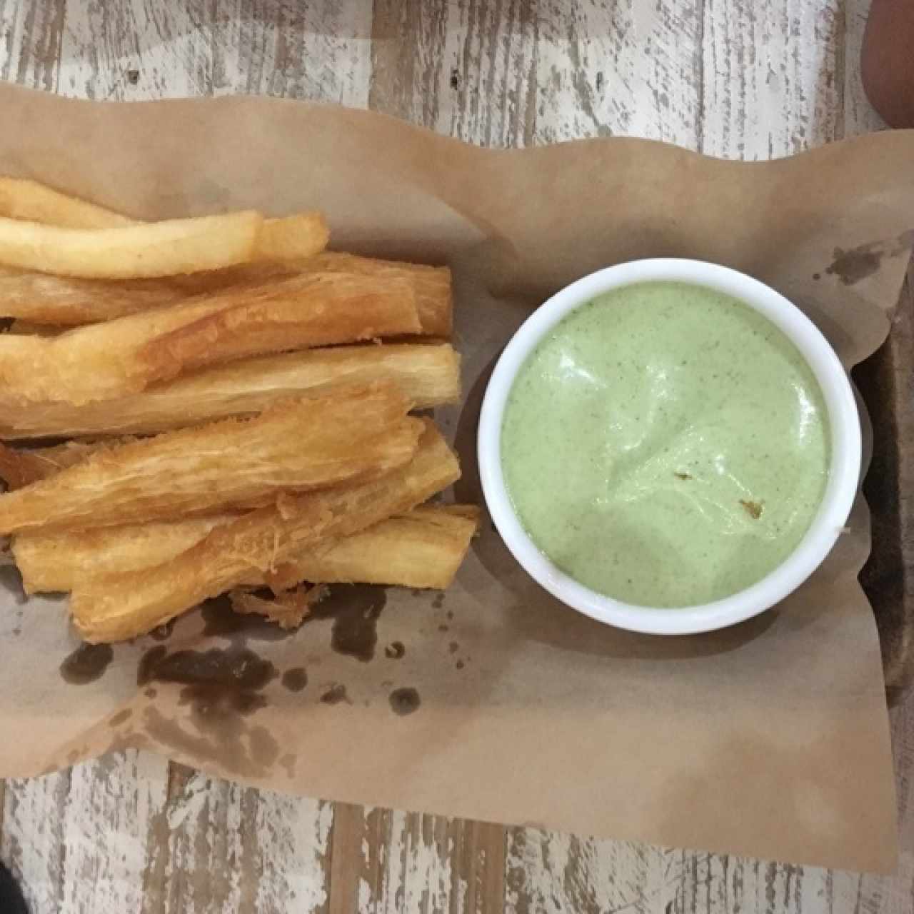 Orden de yucas fritas