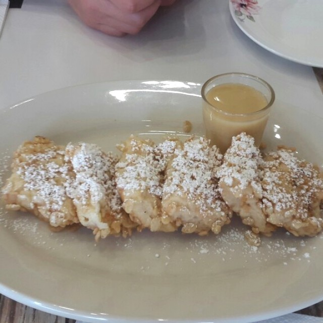 Sticky toffee french toast 