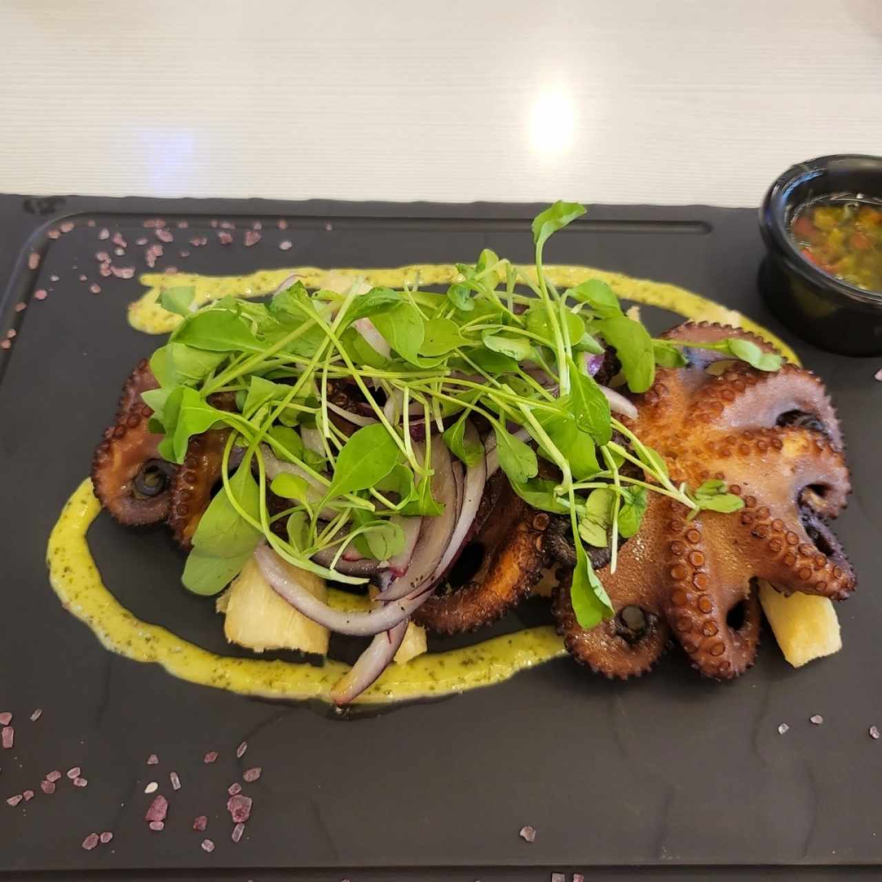 Pulpo a la brasa