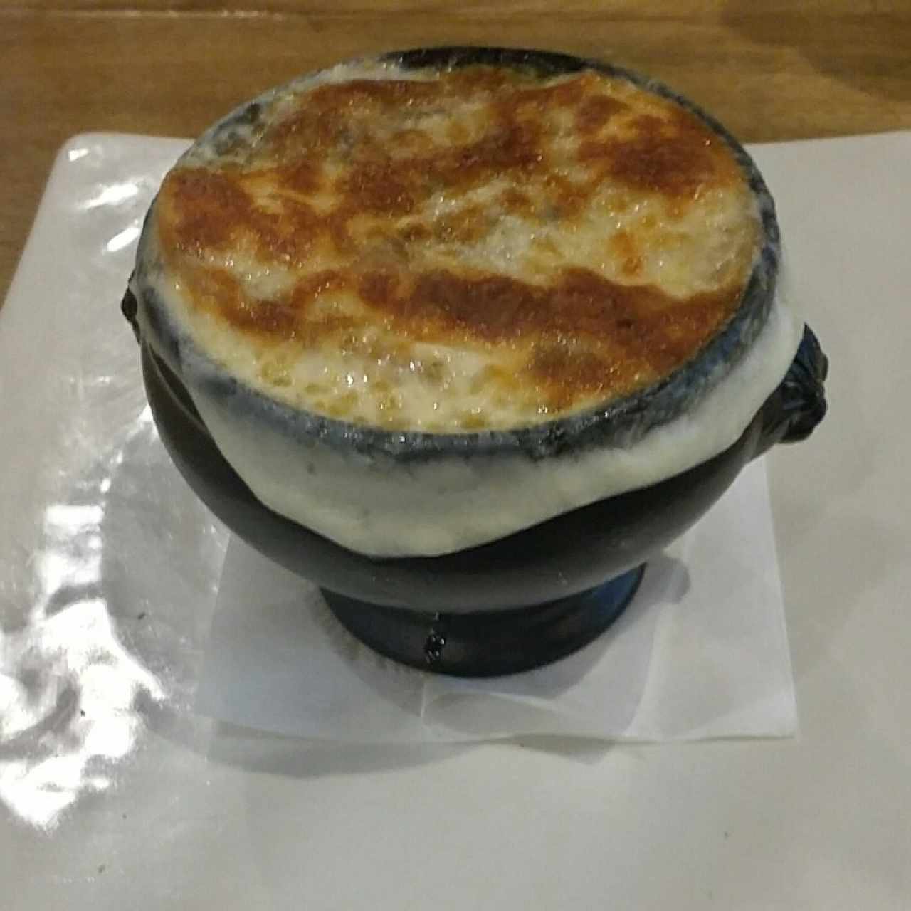 Sopa de cebolla gratinada