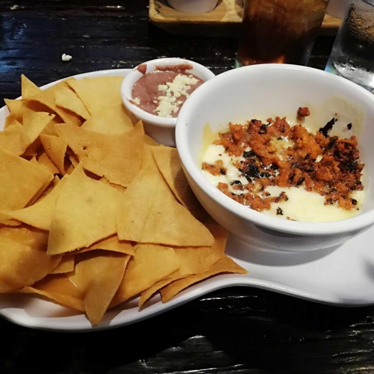 queso fundido con chorizo..delicioso!!!!! 