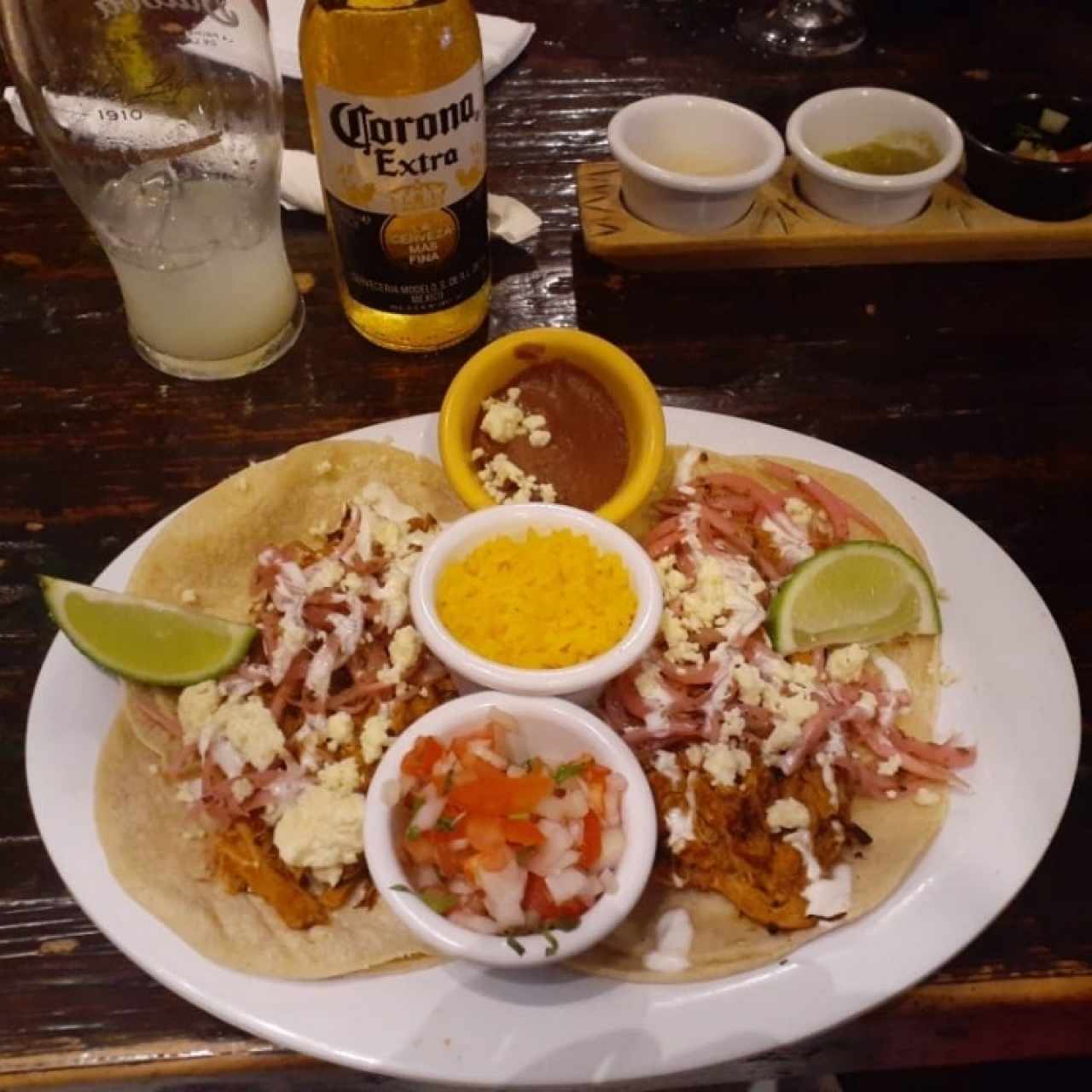 Tacos de cochinilla