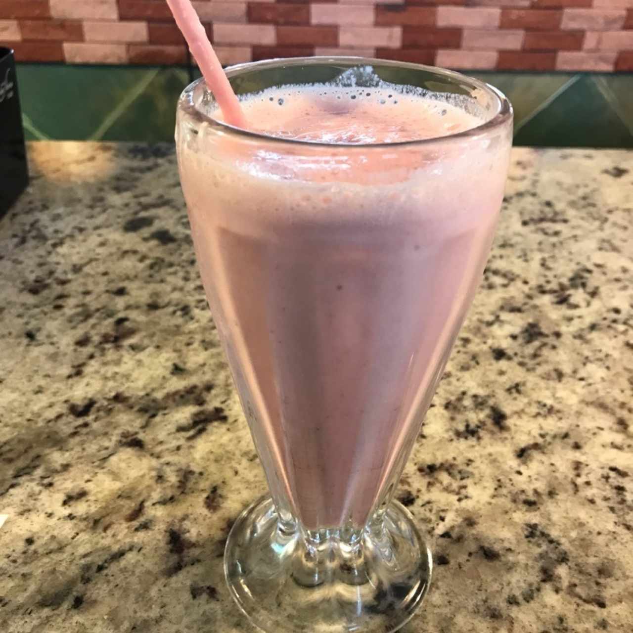 batido de fresa en leche 