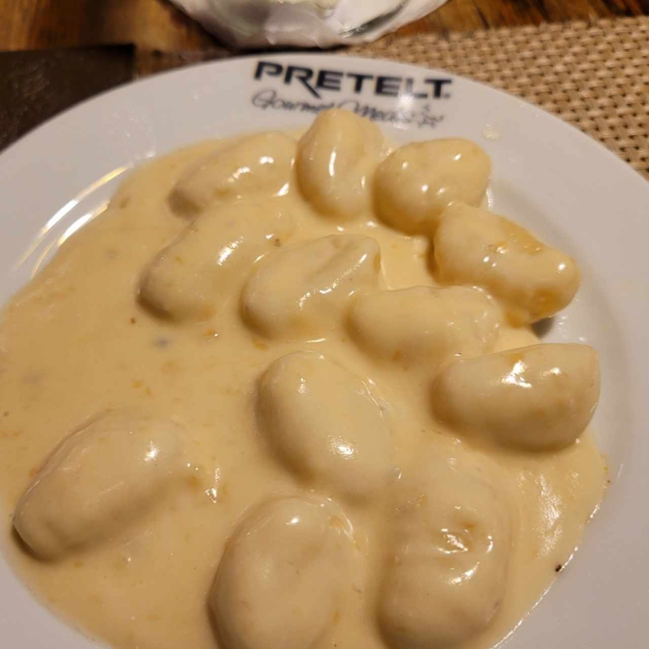 ACOMPAÑAMIENTOS PREMIUM - GNOCCHI 4 QUESOS