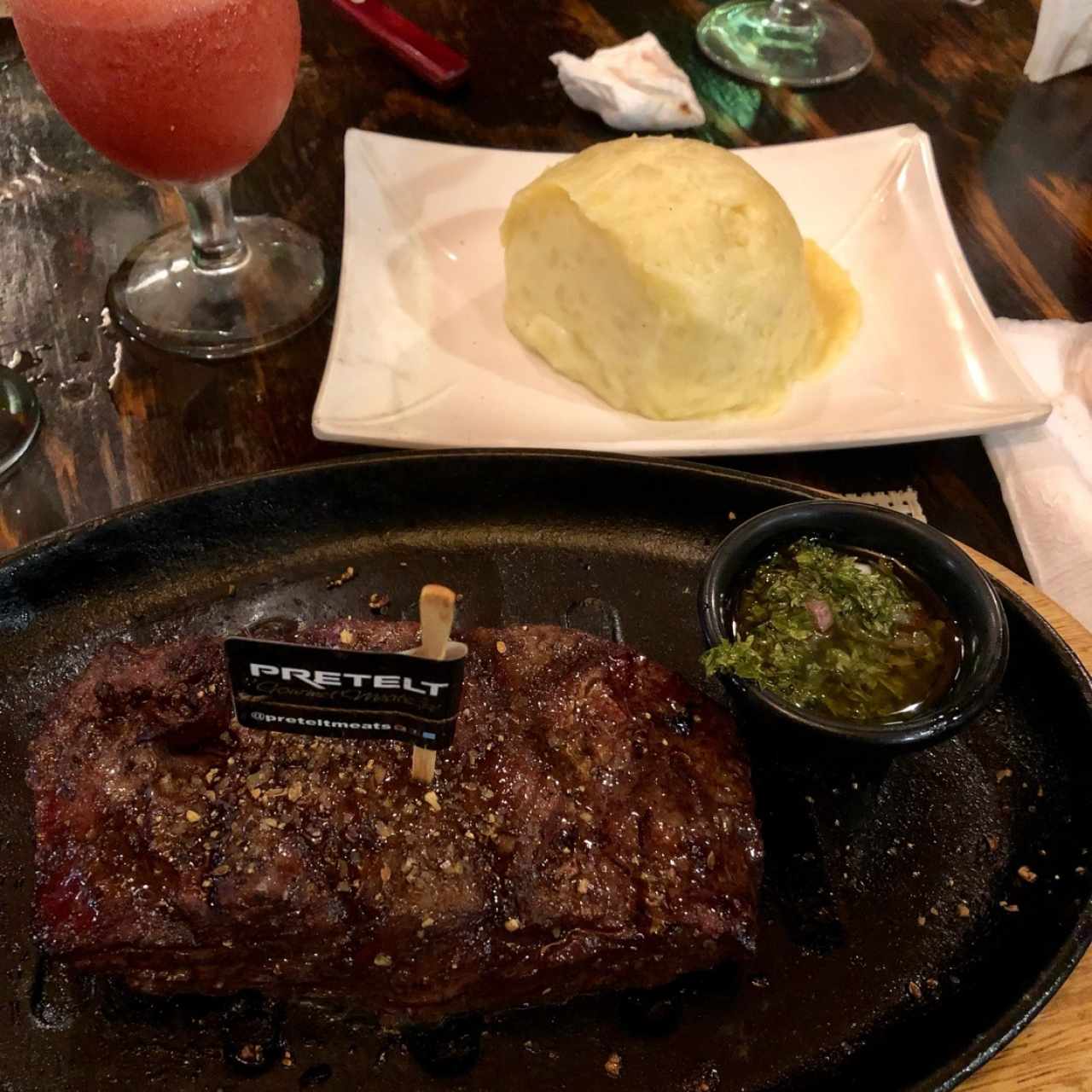 Churrasco con puré de papas