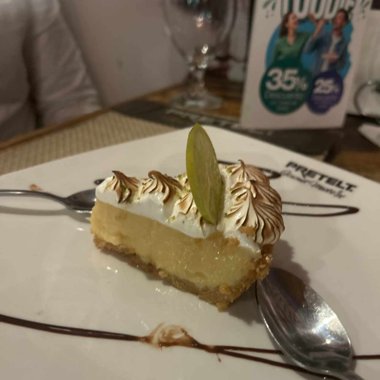 POSTRES - PIE DE LIMÓN