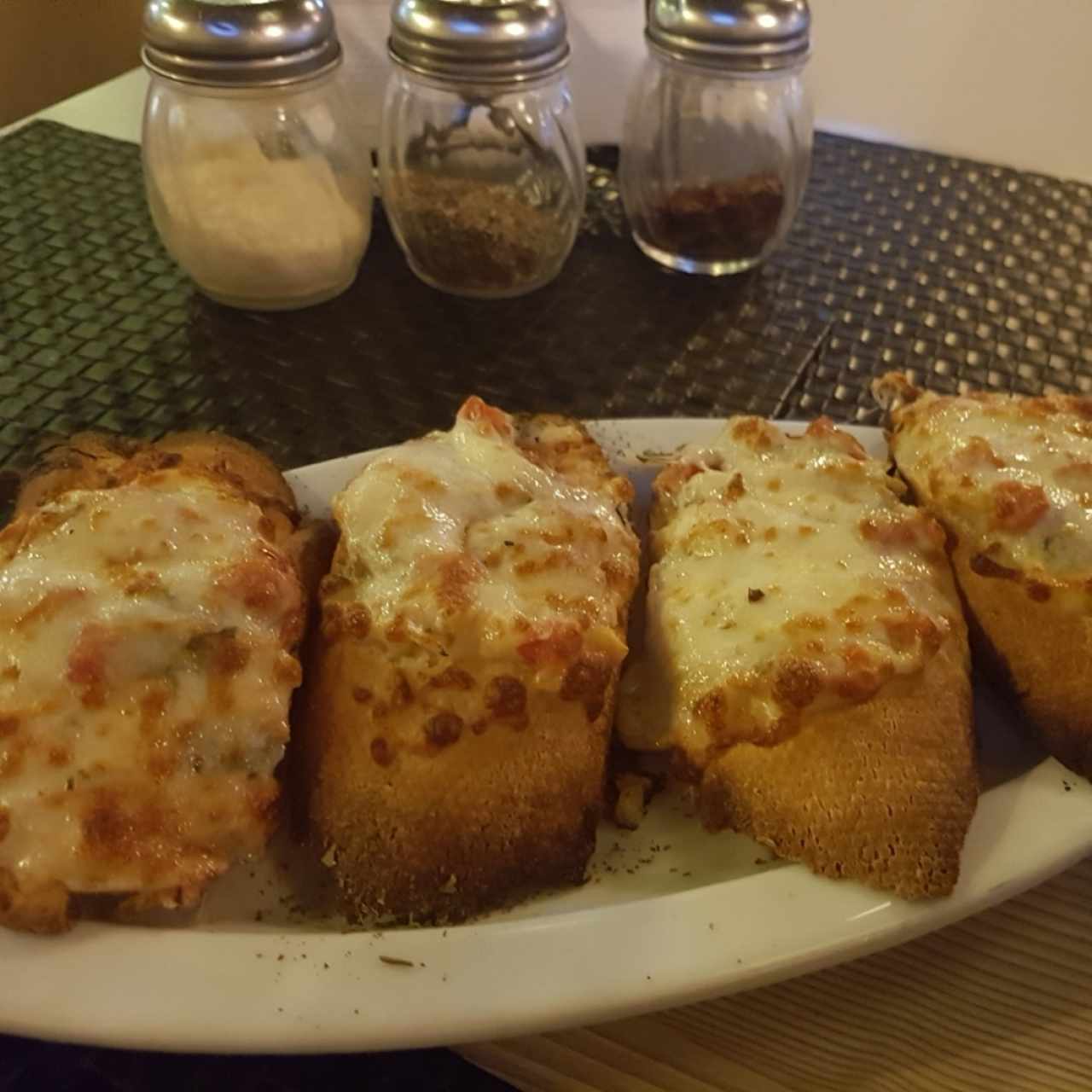 Bruschetta romana