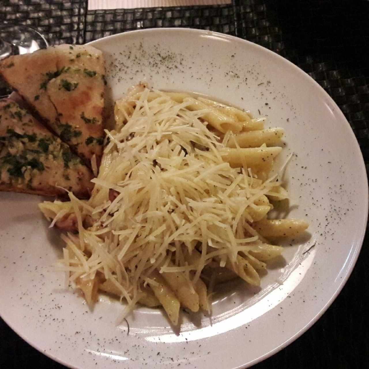 penne carbonara