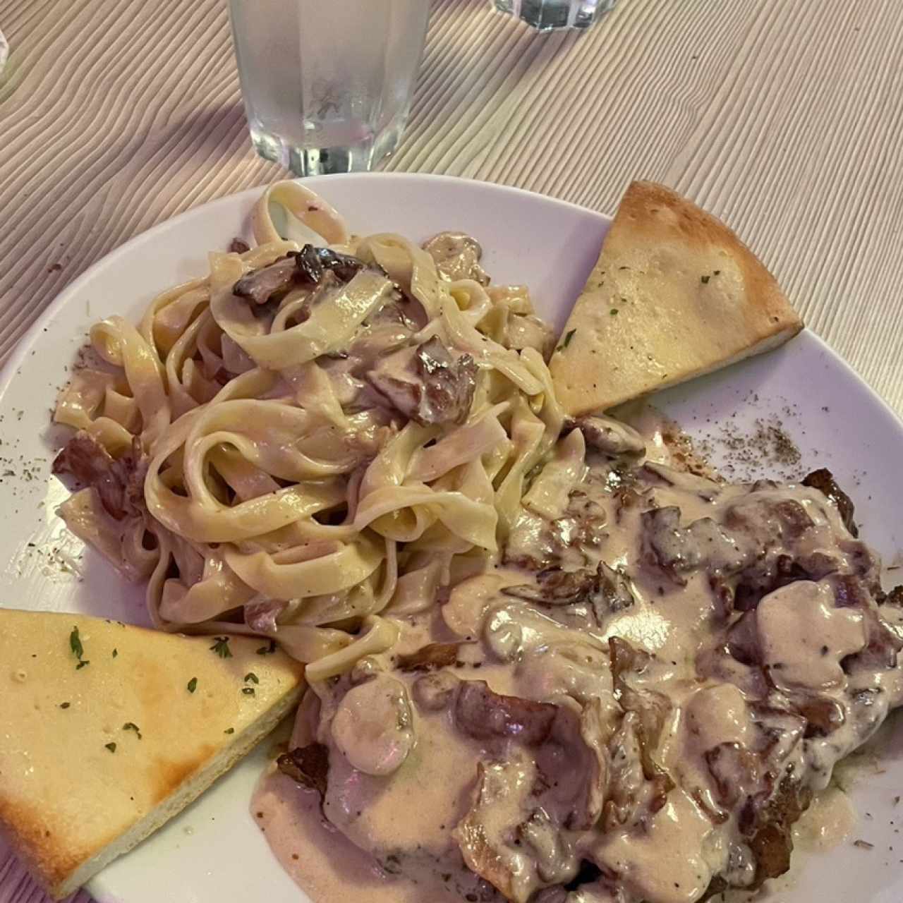 Steak en crema de Oporto