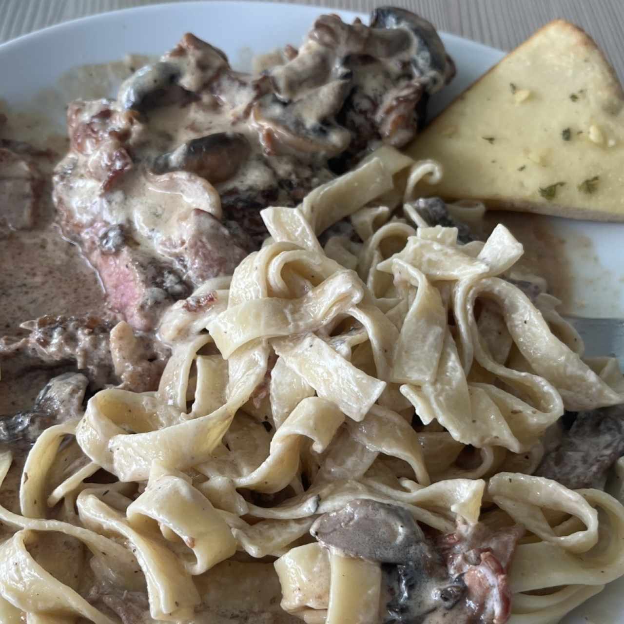 Pasta carne