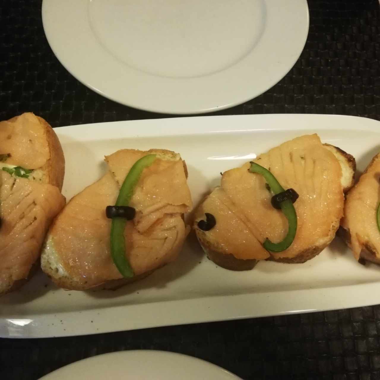 Bruschetta de salmón ahumado