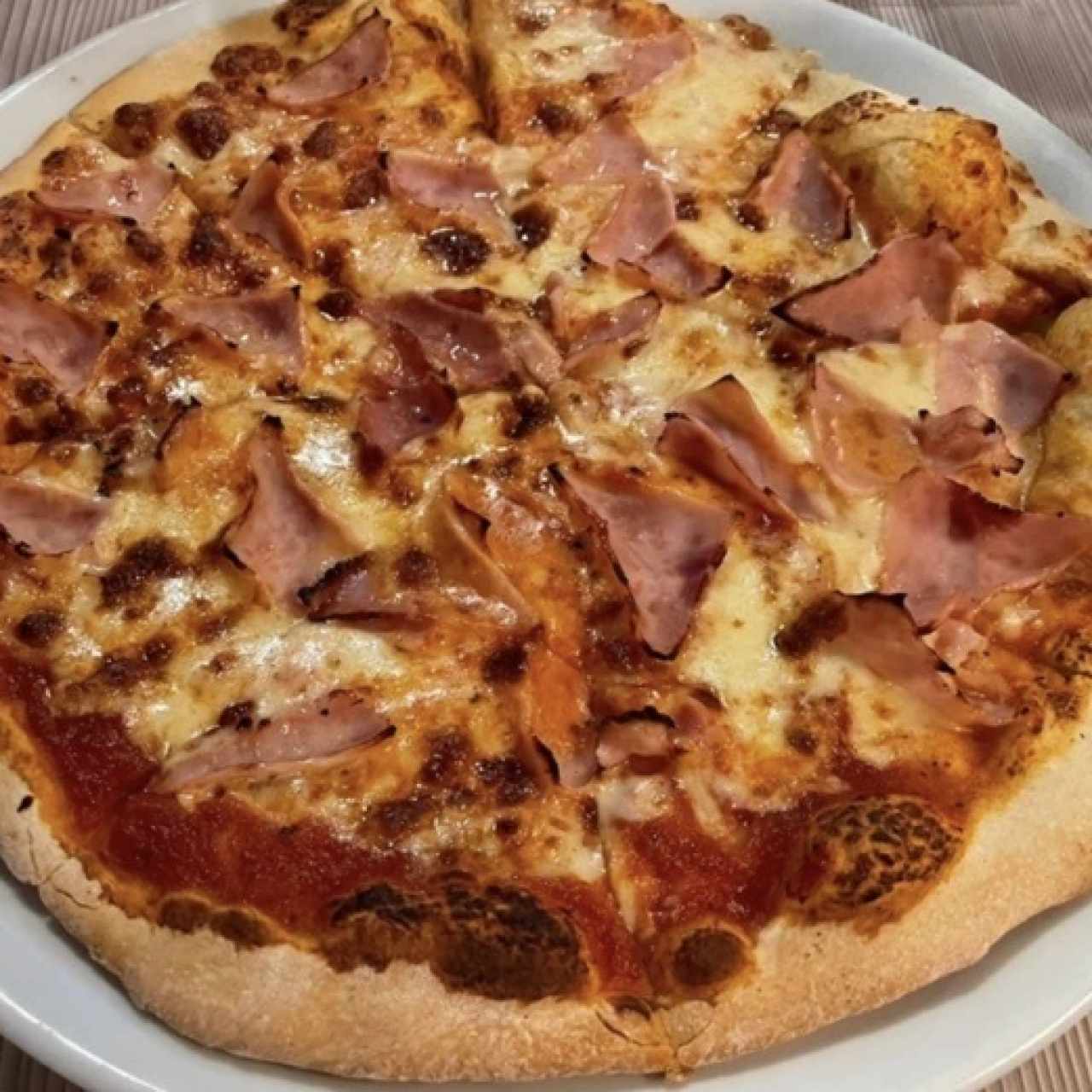 Pizza de jamón