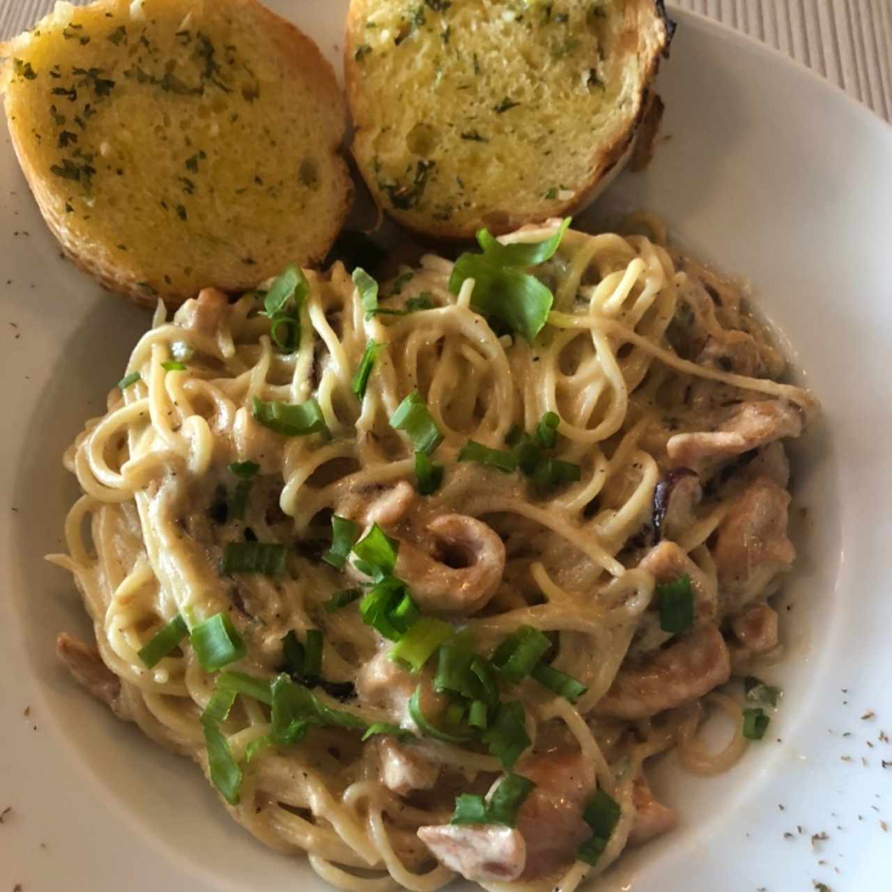 Spaguetti en Salsa de Salmon Ahumado