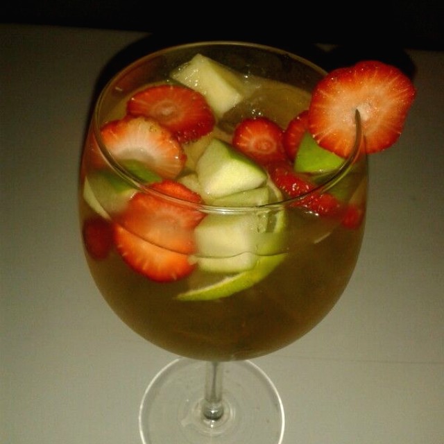 Lychees sangria