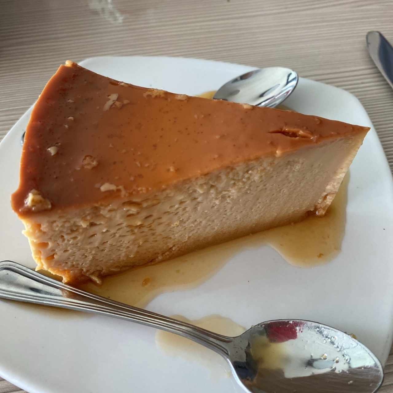 Flan de la casa