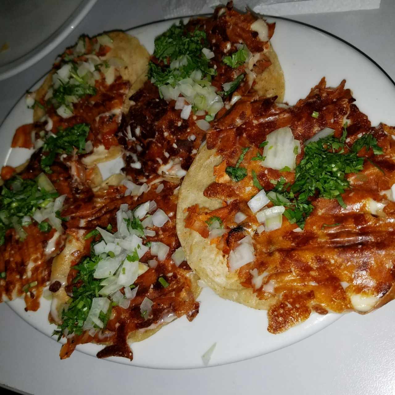 tacos al pastor con queso