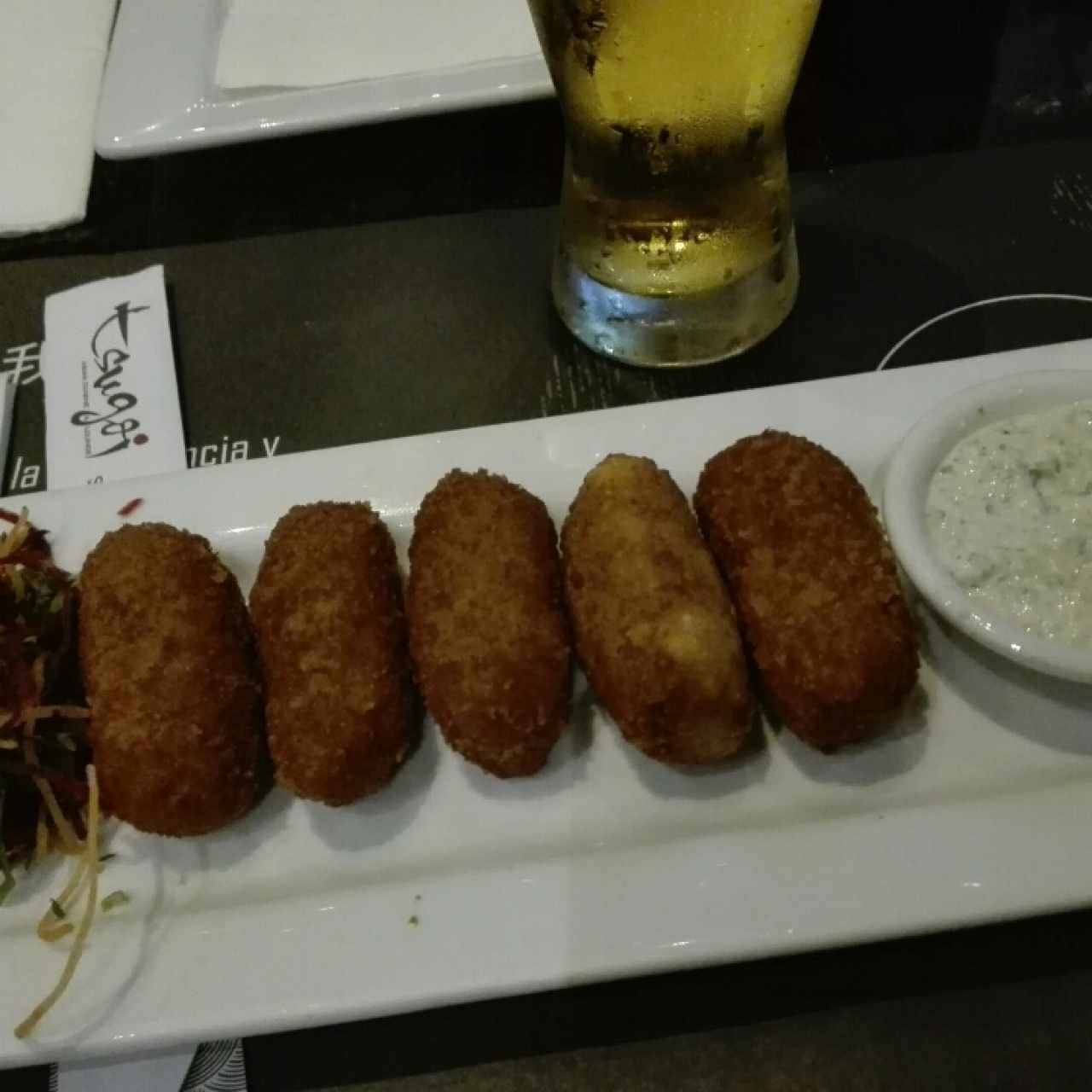 Entradas Calientes - Croqueta de cangrejo