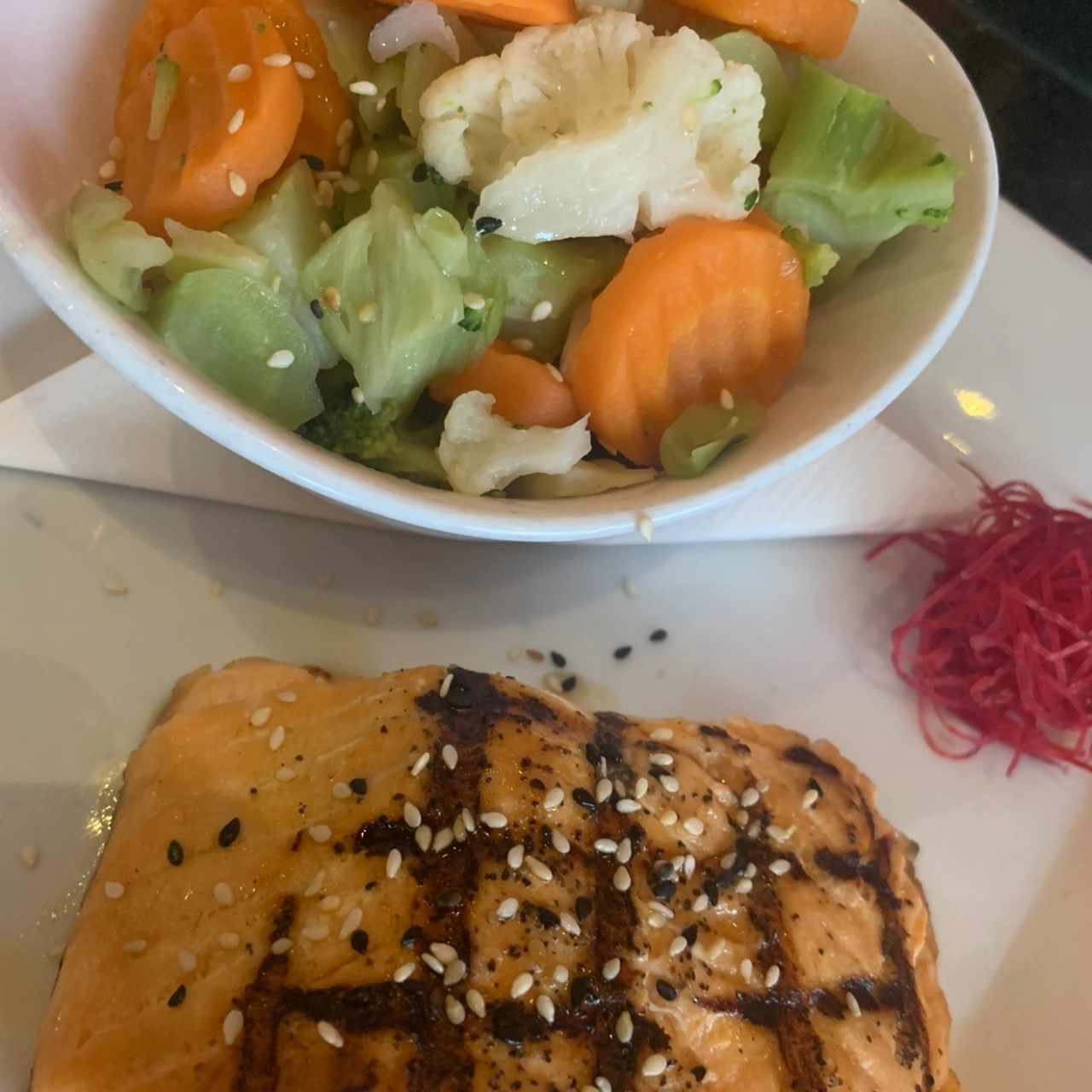 Salmón al grill o teriyaki