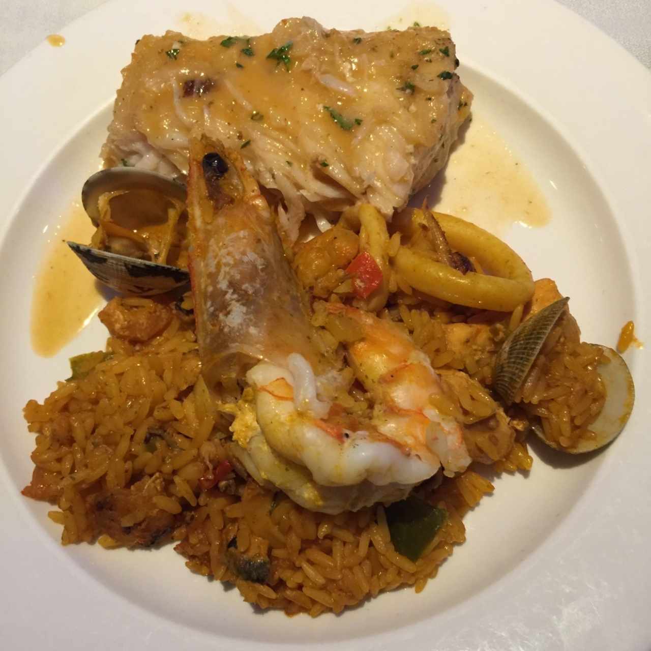 Paella mixta "La Fragata" y corvina 