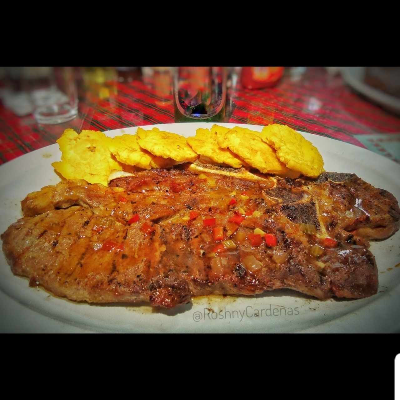 Churrasco - Parrillada al Carbón Rojo 