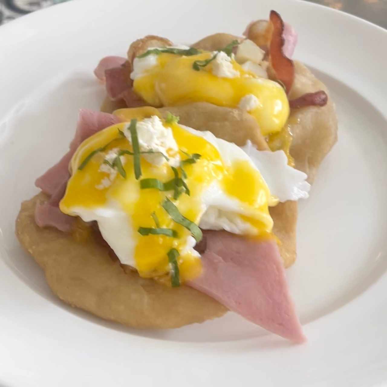 Huevos Benedicto 