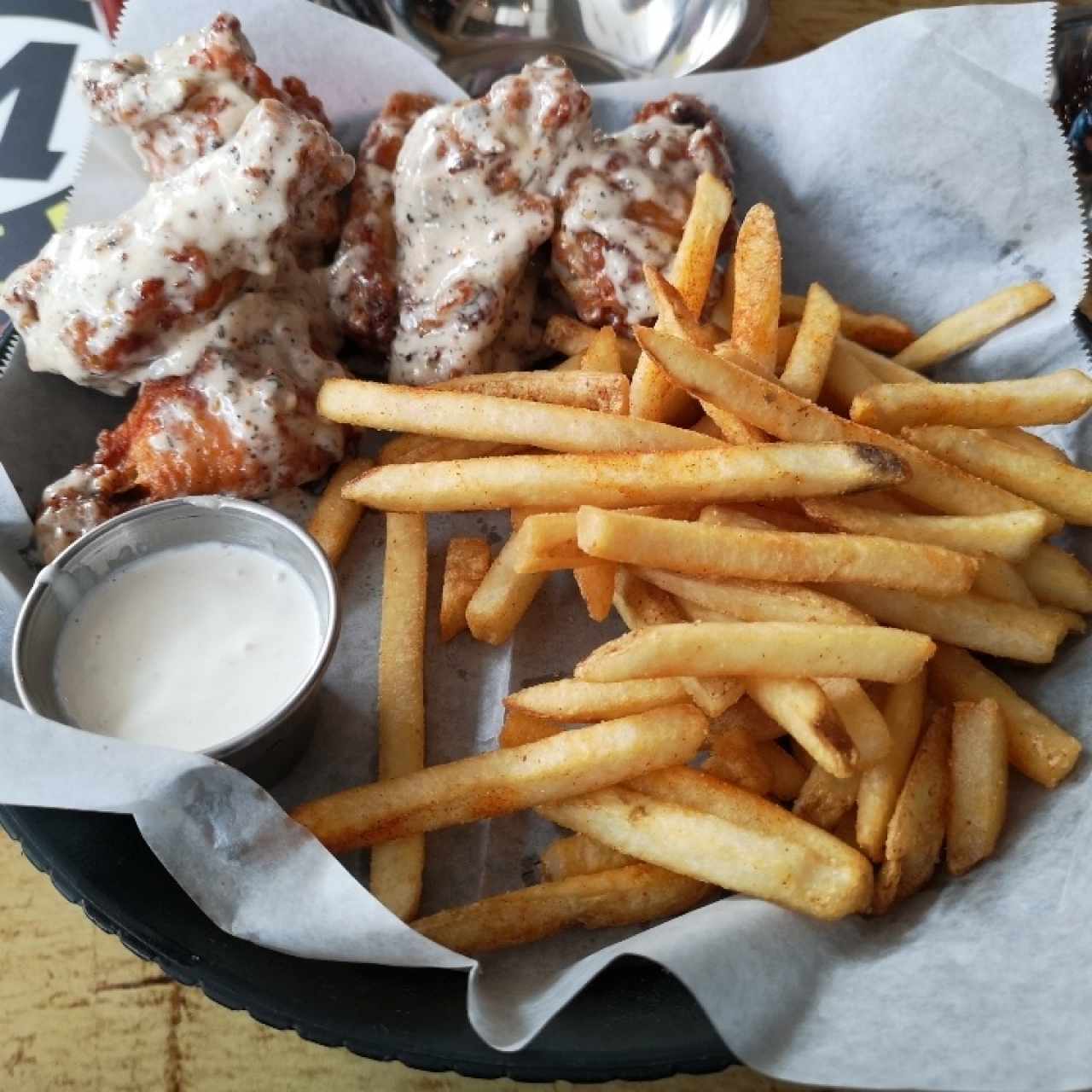 Wings (menú de almuerzo) 