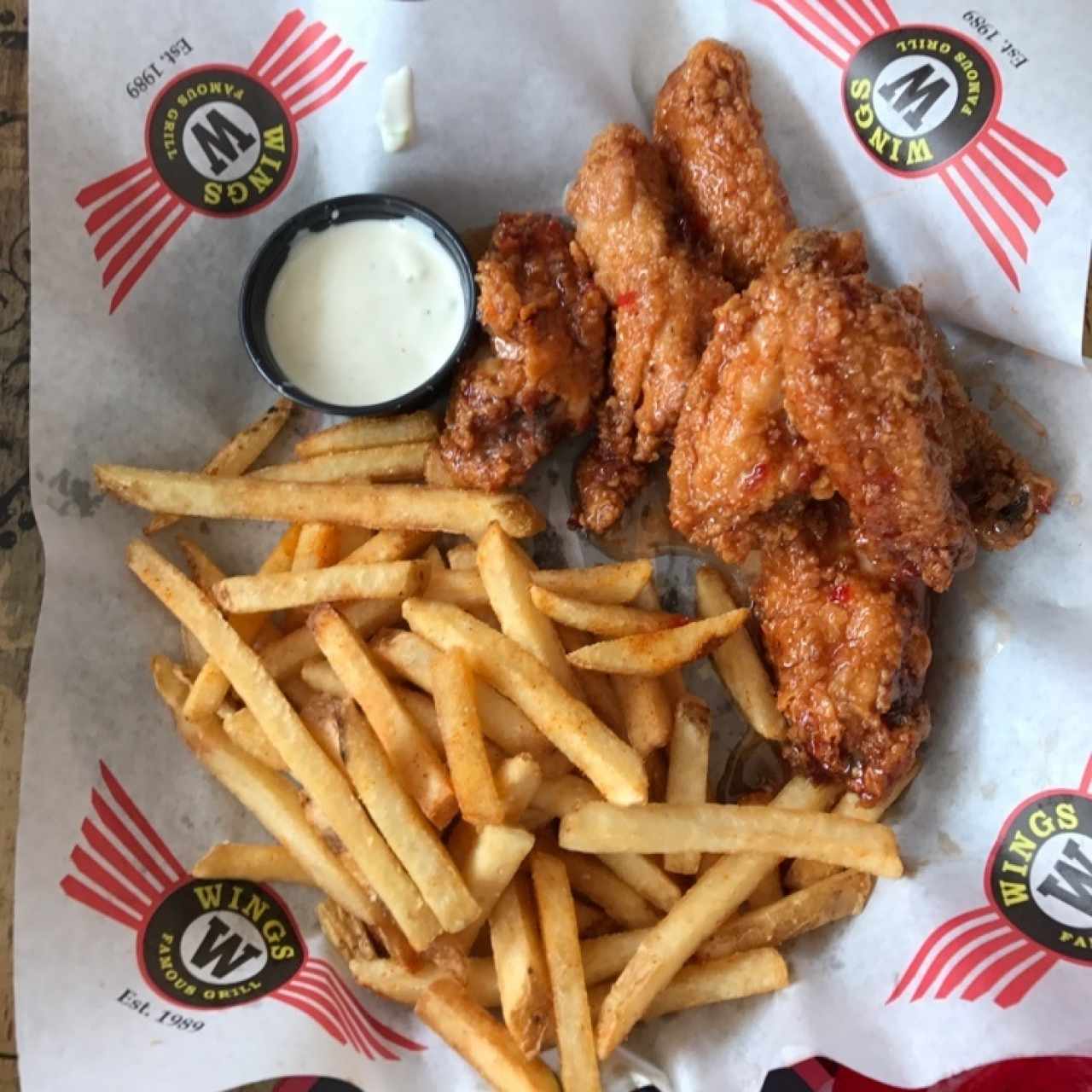 Menu Lunch- Wings bañados en Sweet Chili 