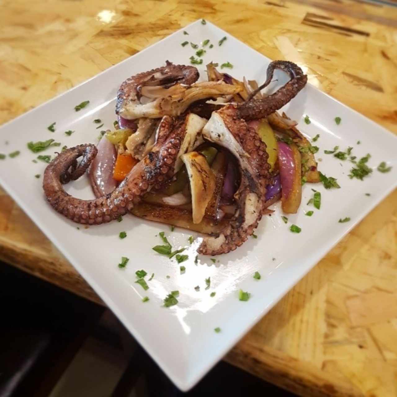 el pulpo a la patrilla se los recomiendo el sabores a otro nivel  me encanta demasido 😍😍😍😍