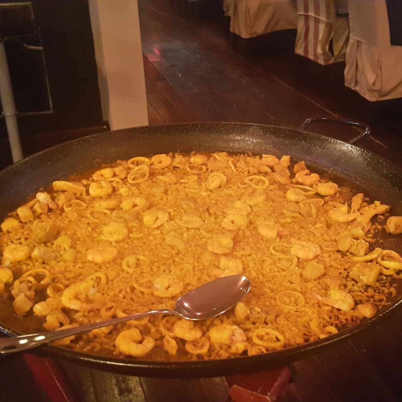 deliciosa paella