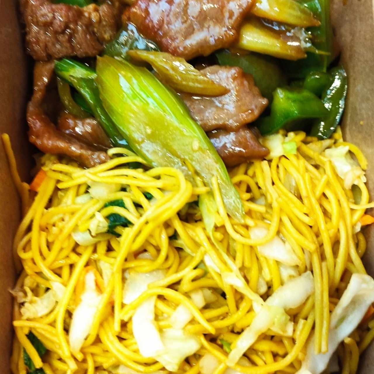 Platos Especiales - Chow Mein