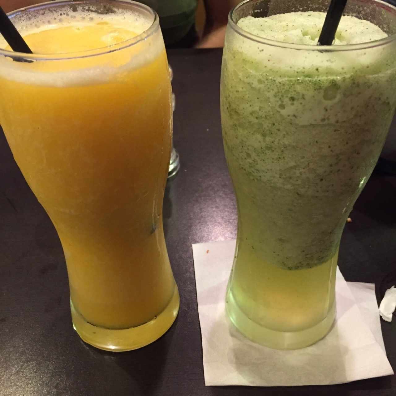 Limonada con hierva buena y Smoothie de Melocotón 😋