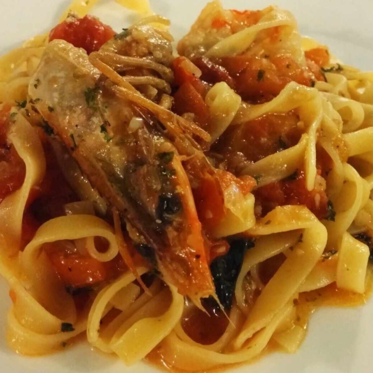 Pasta con Langostinos al filetto 