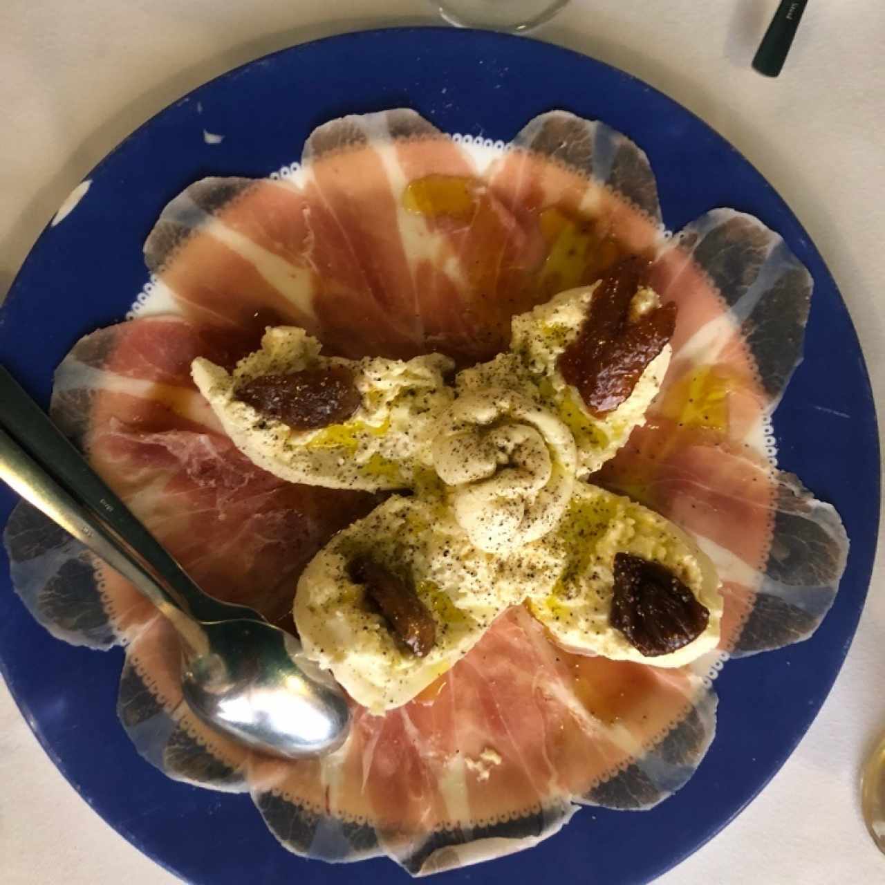 burratta con prosciutto