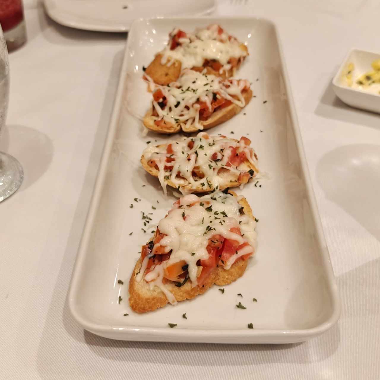 Bruschetta de Tomate y Mozarella