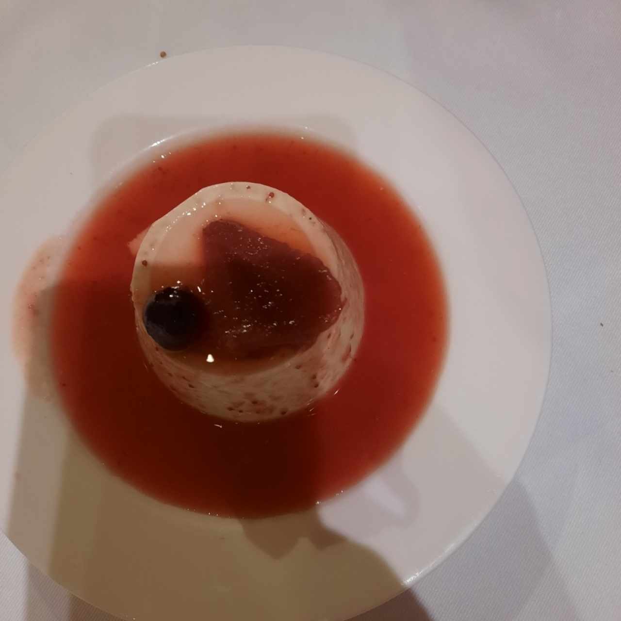 Pannacotta con Frutos Rojos