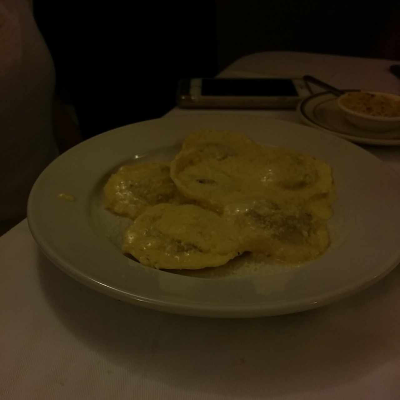 ravioli di porcini in salsa di tartufo